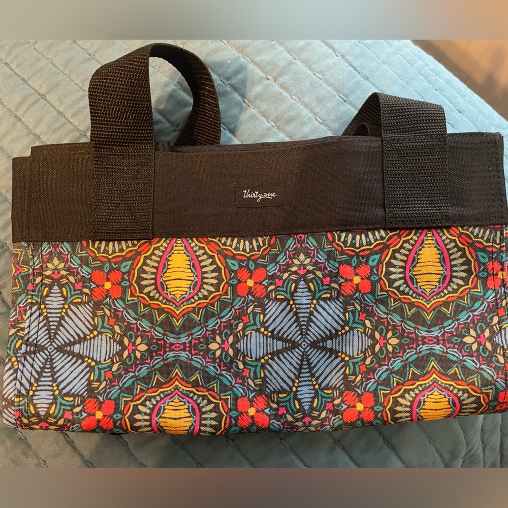 Thirty One essential storage tote - stitched medallion